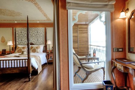 The Jahan, Deluxe Stateroom