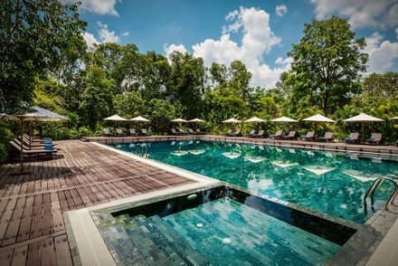 Farmhouse Resort, Pool