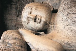 Der liegende Buddha von Gal Vihara 