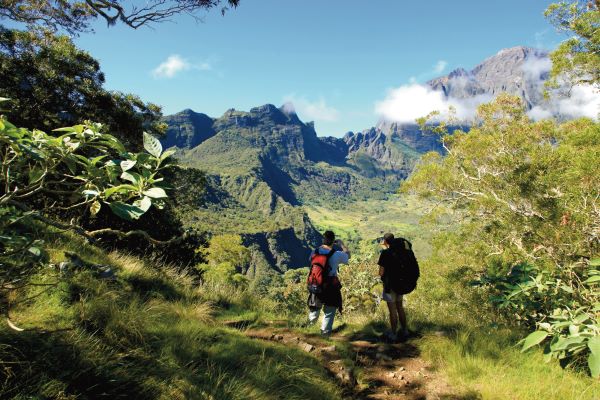 Wandern in wunderschöner Landschaft auf La Réunion Wandern in wunderschöner Landschaft auf La Réunion
